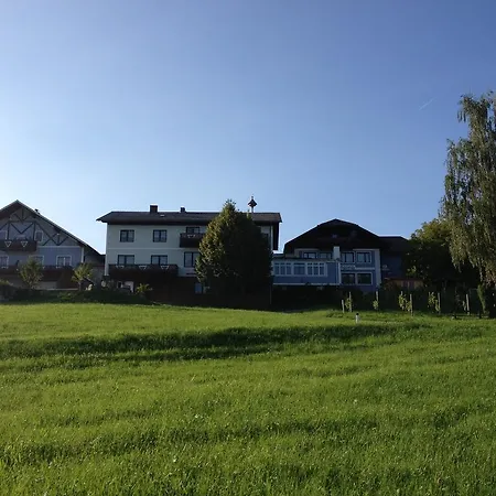 Landgasthof Peterbauer イン シェルディング